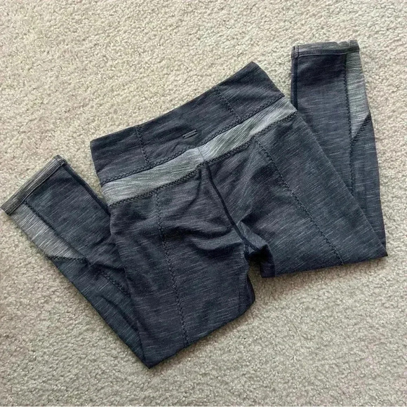 PRANA Ember Capri Pants Leggings Workout Yoga Women’s Size Small W41190650 $70 - Picture 16 of 16